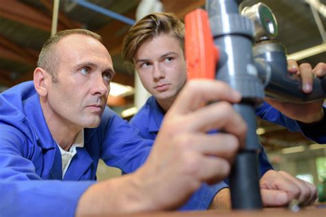 Plumbing Apprenticeship .